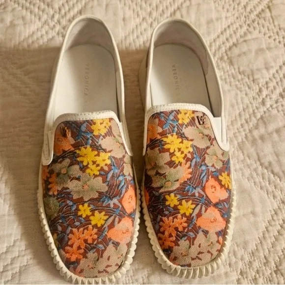 Veronica Beard Moccasins With Dust Bag - Picture 1 of 4